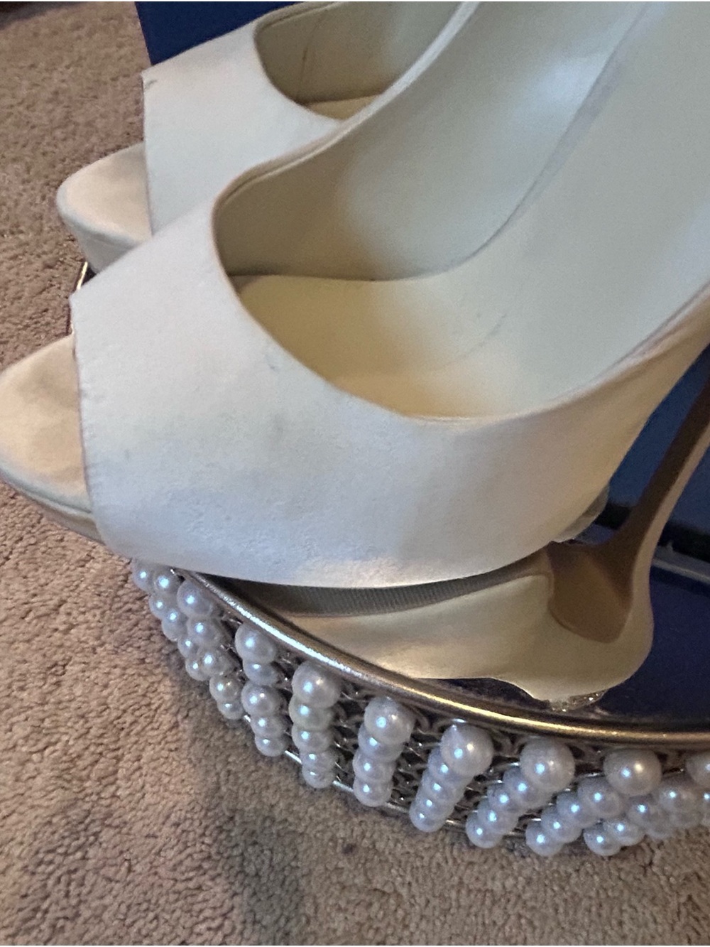 Badgley Mischka Ivory Peep-Toe Platform Heels with Crystal Embellishment 8.5 - Picture 10 of 13